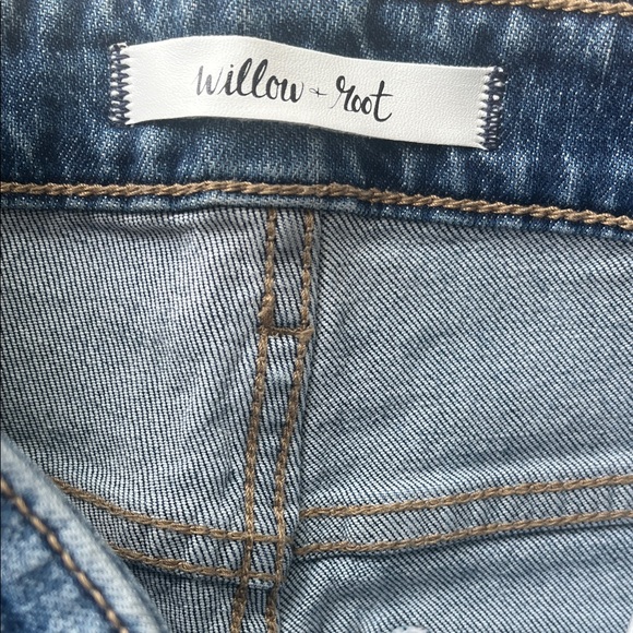 Willow & Root The Mom Jean - Picture 6 of 9